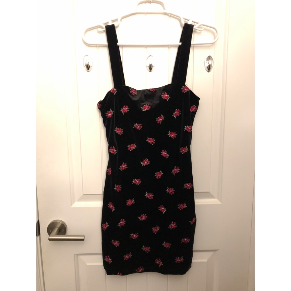Black Velvet Rose Print Dress